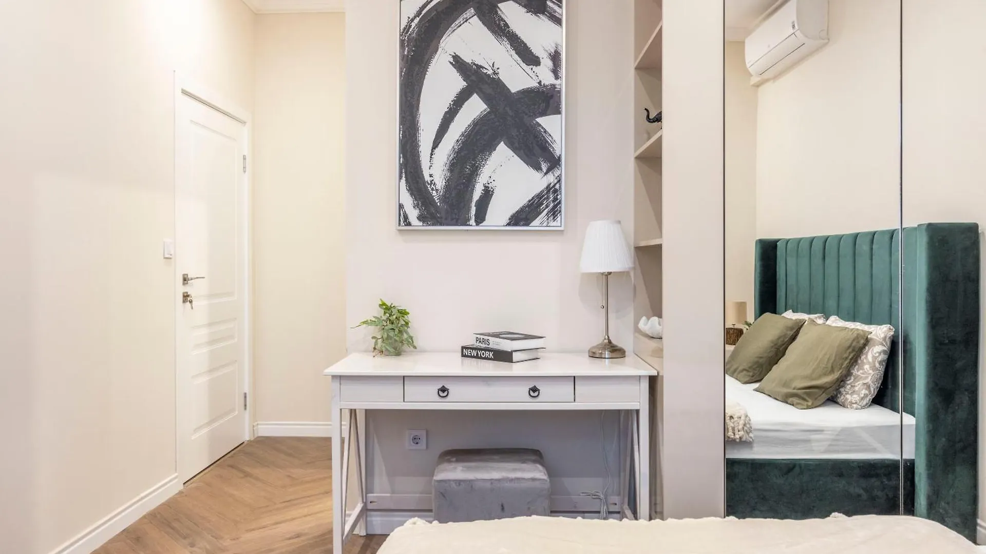 Deluxe City Center T6 Residence With Balcony Budapest Apartment
