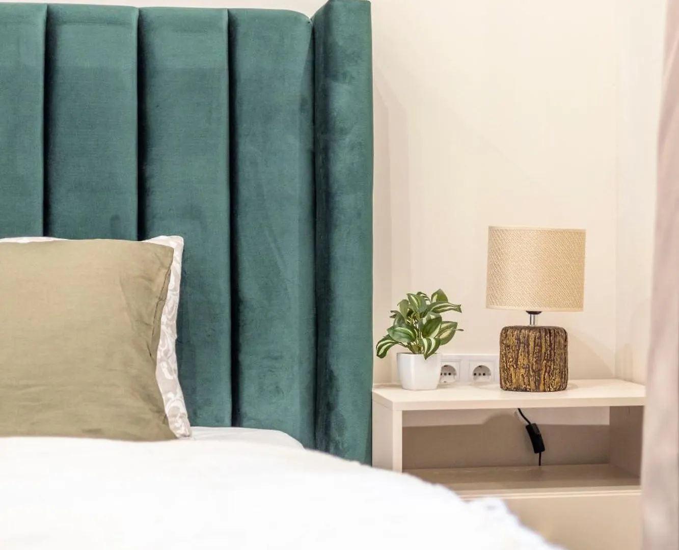 Deluxe City Center T6 Residence With Balcony Budapest Apartment