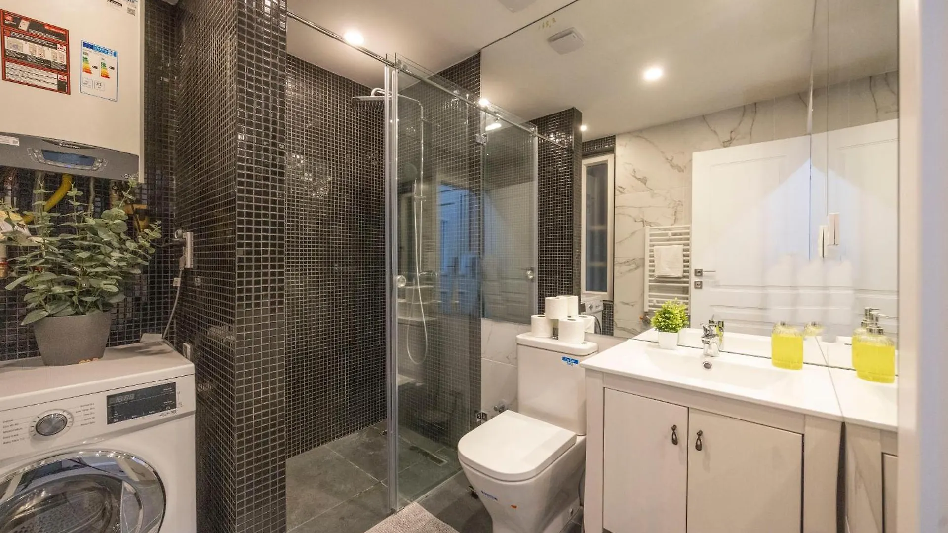 Deluxe City Center T6 Residence With Balcony Budapest
